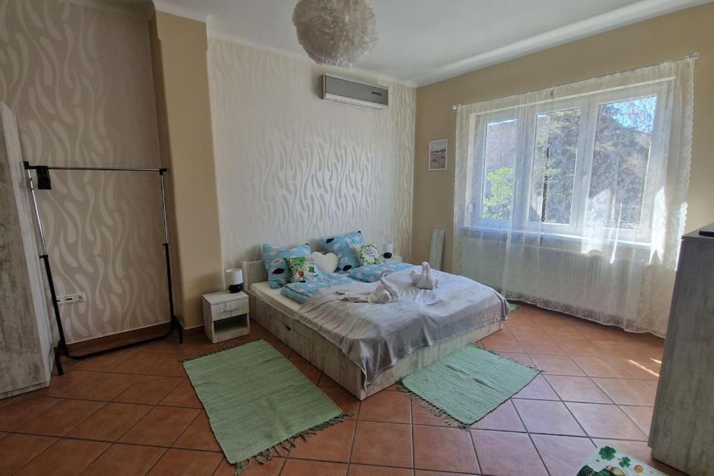 Jackpot Apartman Budapest Bagian luar foto